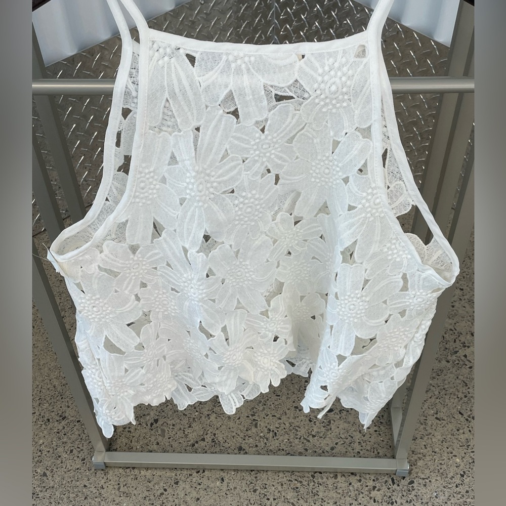 Haute Society White Floral Lace Top-Sz L - Picture 3 of 5